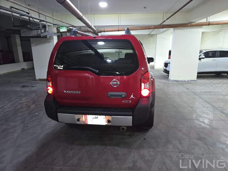 Nissan Xterra S (Low Milage)